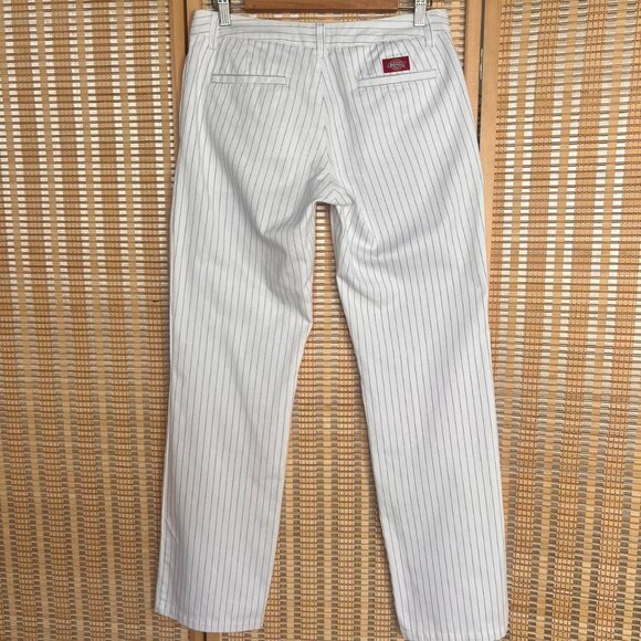 Lowrise Dickies white pinstripe trousers with zipper closure and back pockets - Picture 4 of 5
